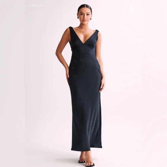 green emerald velvet dress Monique Maxi Dress / Ice Blue | Meshki